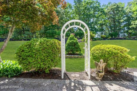 36 Strawberry Lane Lakewood NJ 08701