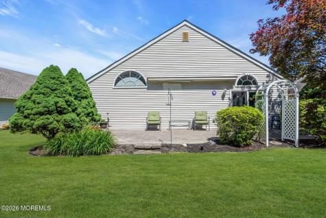 36 Strawberry Lane Lakewood NJ 08701