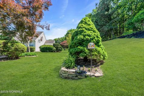 36 Strawberry Lane Lakewood NJ 08701