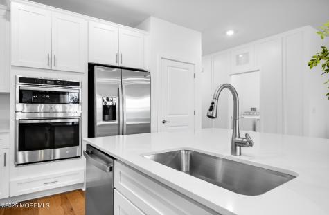 61 Fillmore Drive Monroe NJ 08831