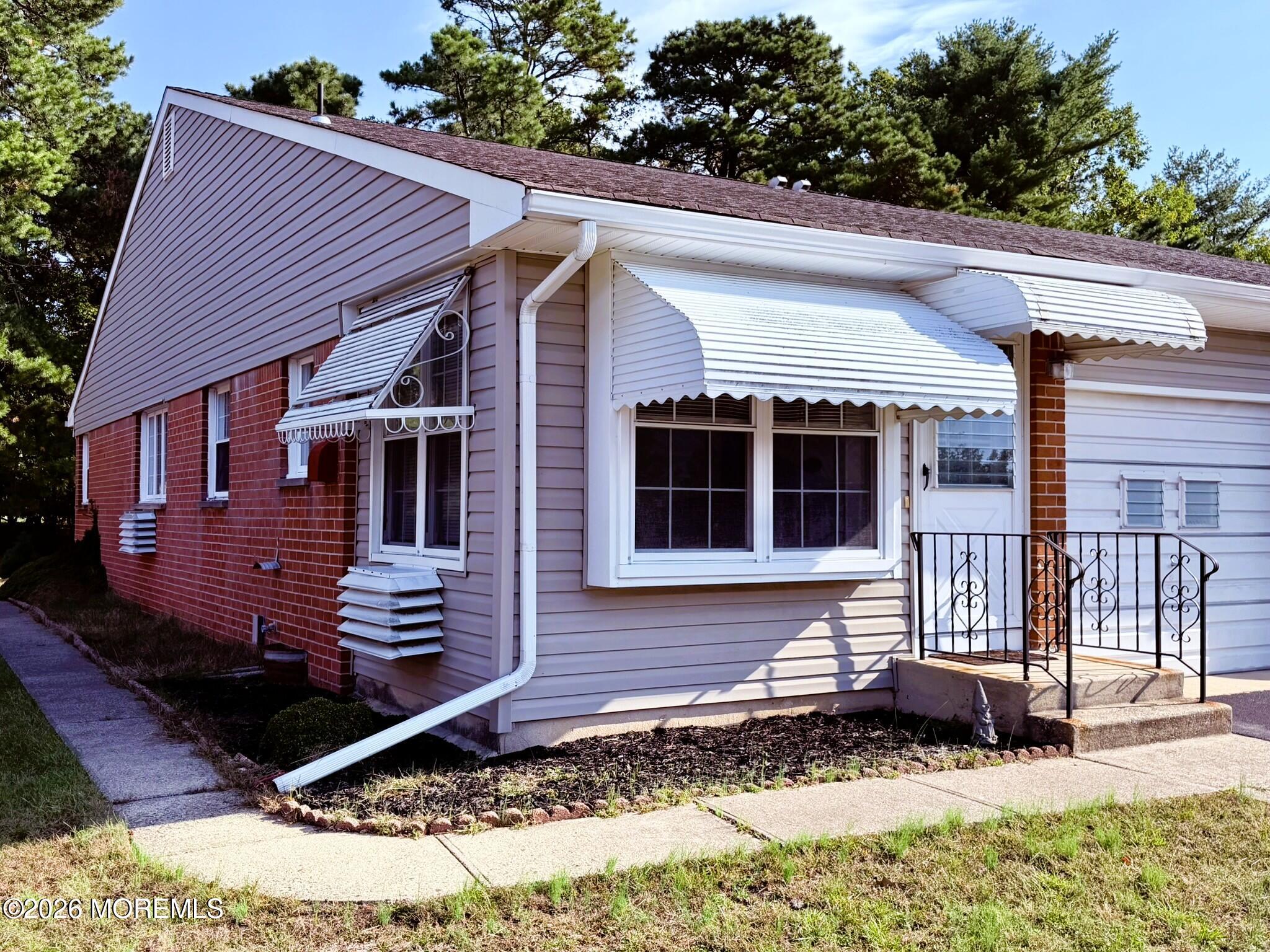 73 A Hudson Parkway Whiting NJ 08759