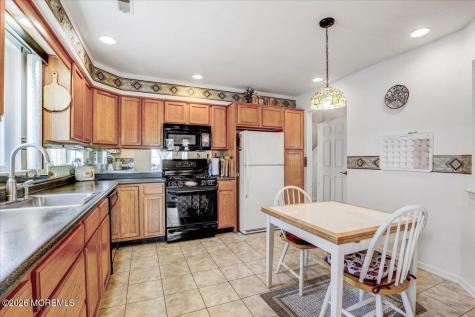 24 Merion Lane Jackson NJ 08527