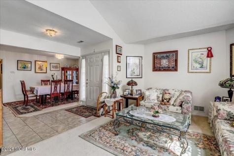 24 Merion Lane Jackson NJ 08527
