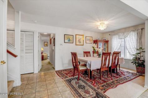 24 Merion Lane Jackson NJ 08527