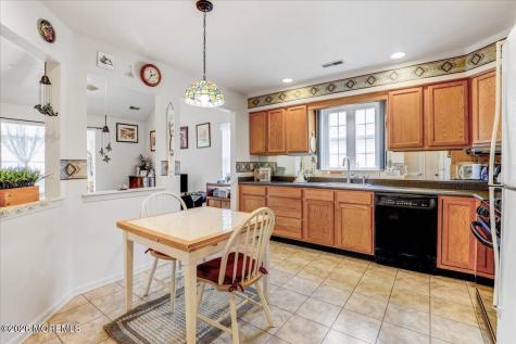 24 Merion Lane Jackson NJ 08527