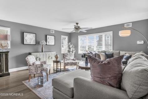 5 Starboard Court Brick NJ 08723