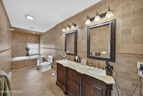 33 Parkside Way Millstone NJ 08535