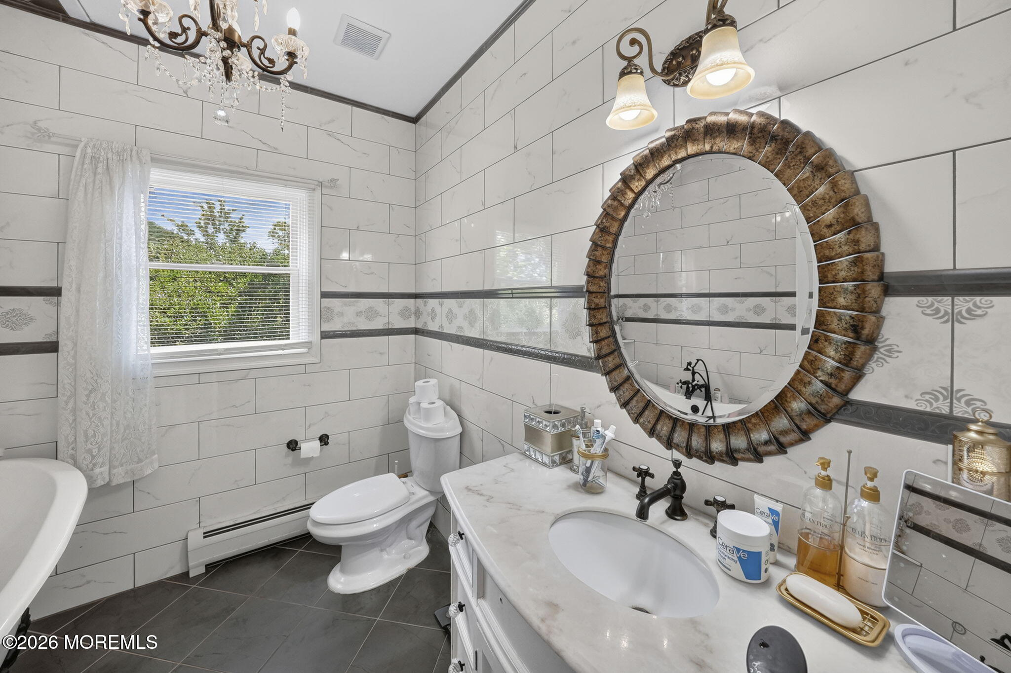 33 Parkside Way Millstone NJ 08535