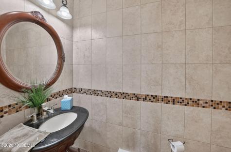33 Parkside Way Millstone NJ 08535