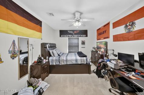 33 Parkside Way Millstone NJ 08535