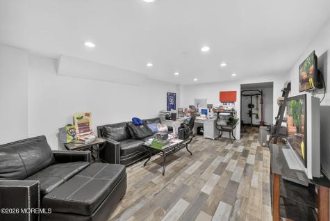 33 Parkside Way Millstone NJ 08535