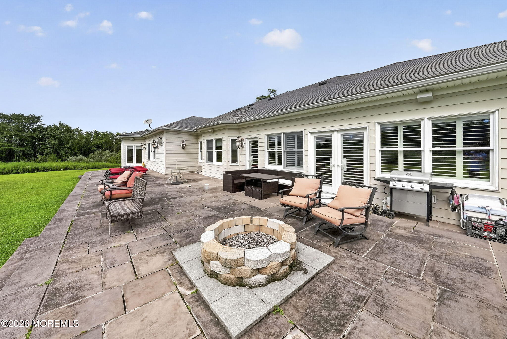 33 Parkside Way Millstone NJ 08535