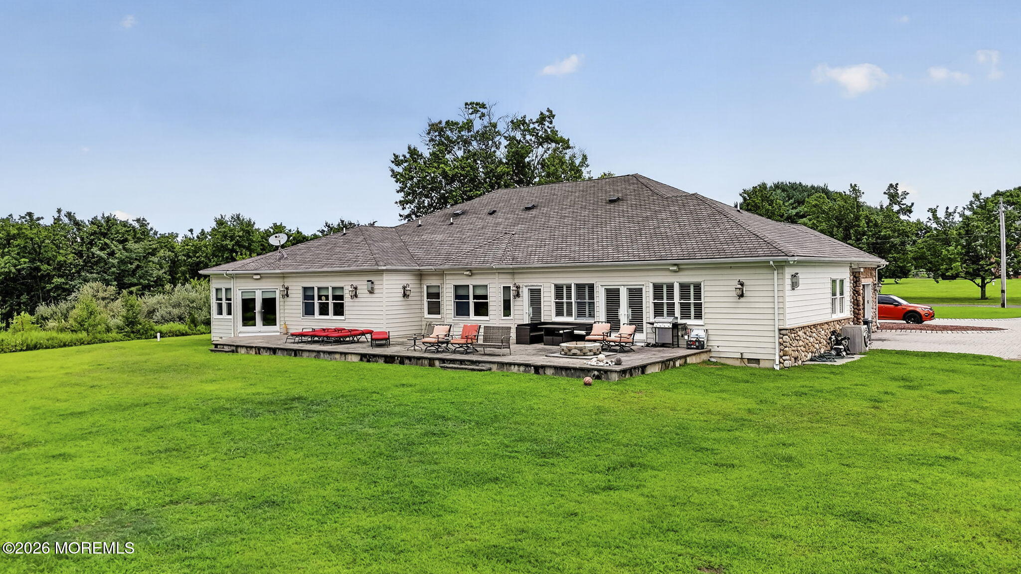 33 Parkside Way Millstone NJ 08535