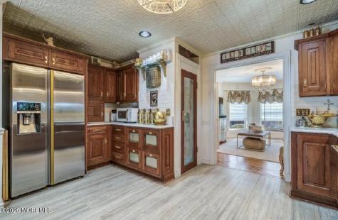 410 Thompson Avenue Middletown NJ 07748