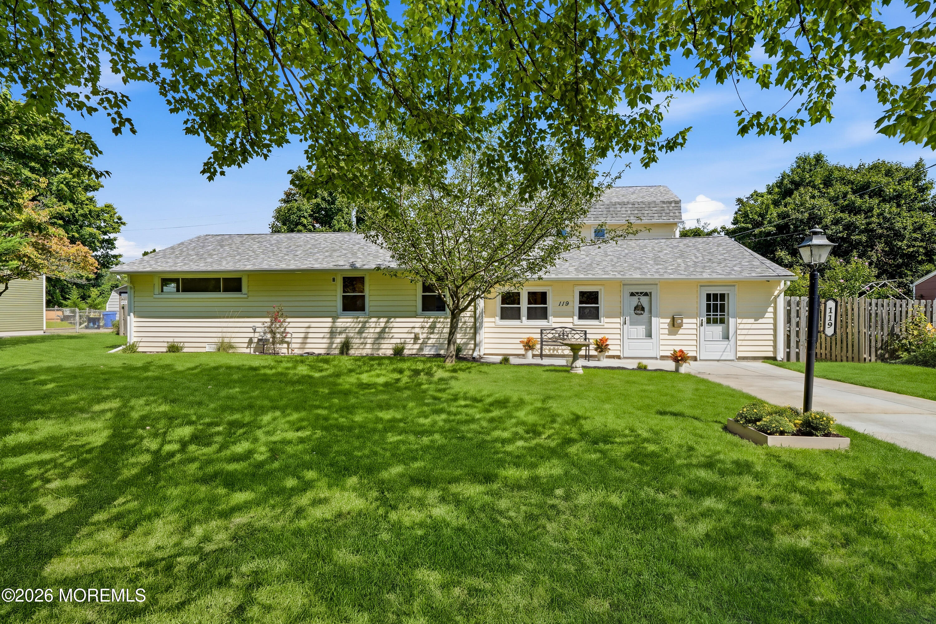 119 Court Drive Shrewsbury Boro NJ 07702