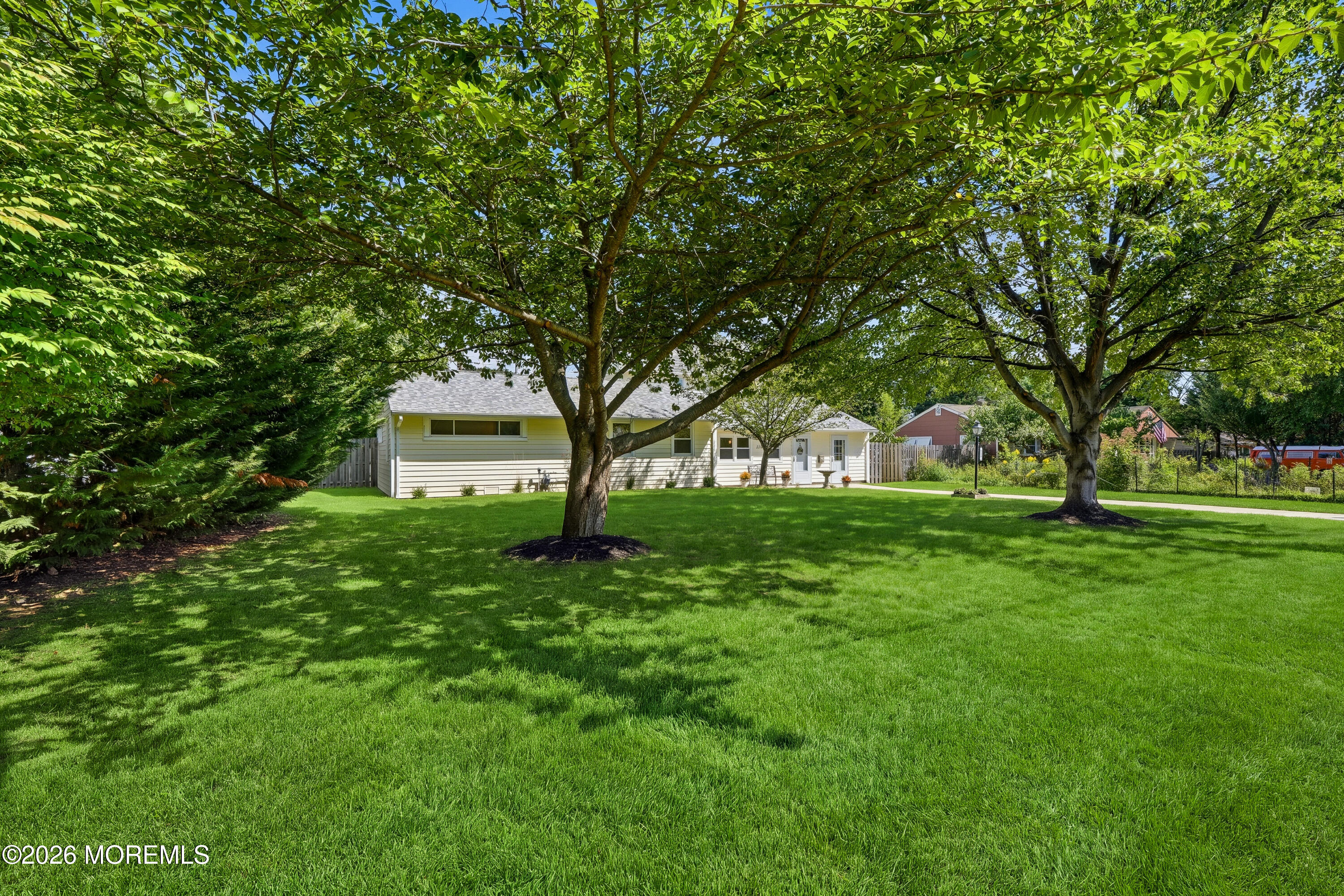 119 Court Drive Shrewsbury Boro NJ 07702