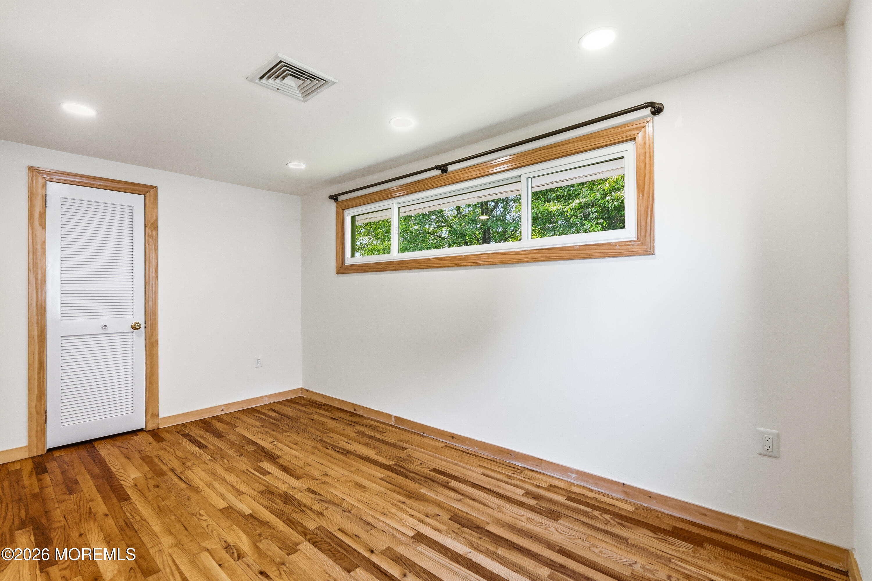 119 Court Drive Shrewsbury Boro NJ 07702