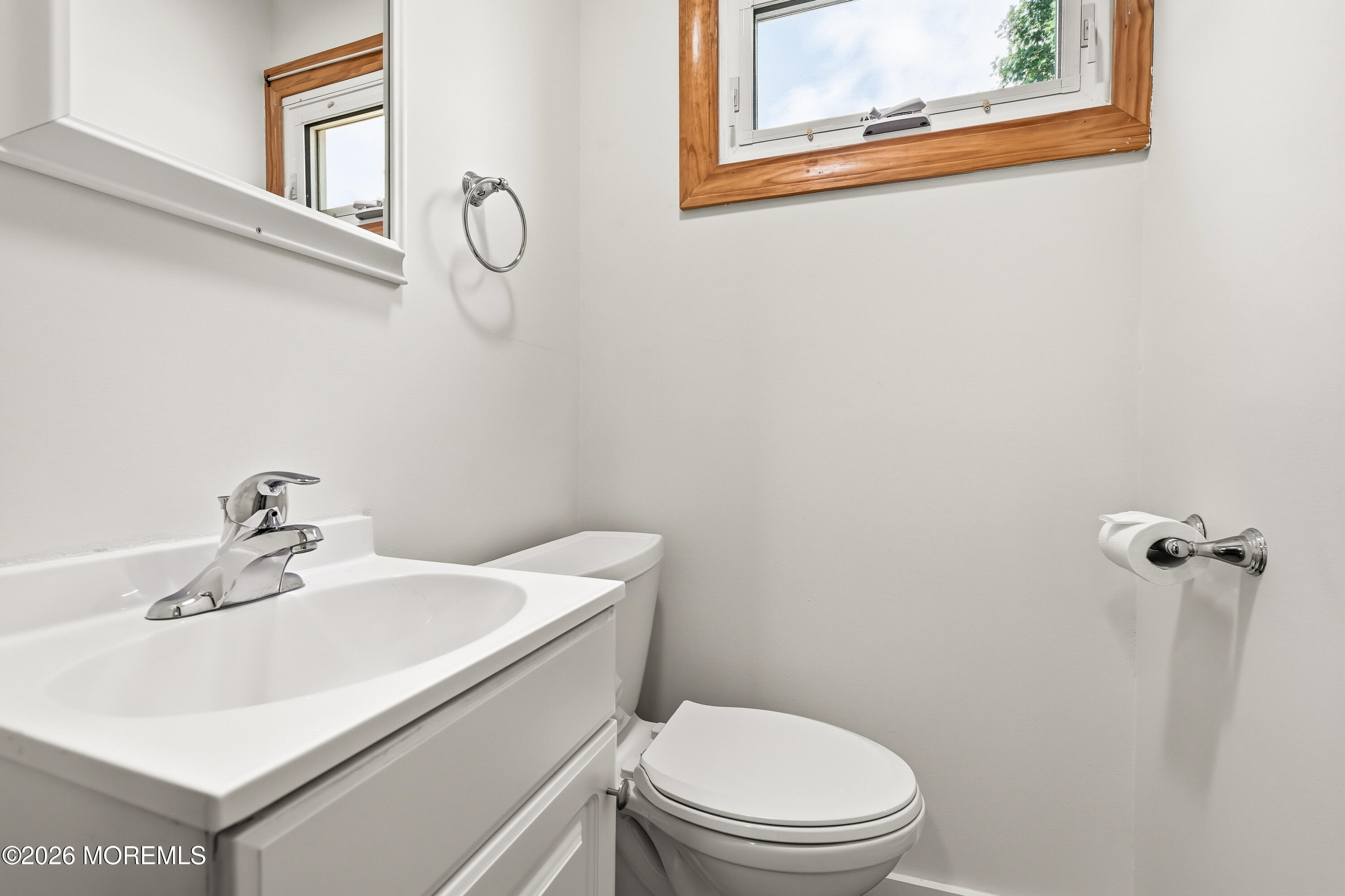 119 Court Drive Shrewsbury Boro NJ 07702