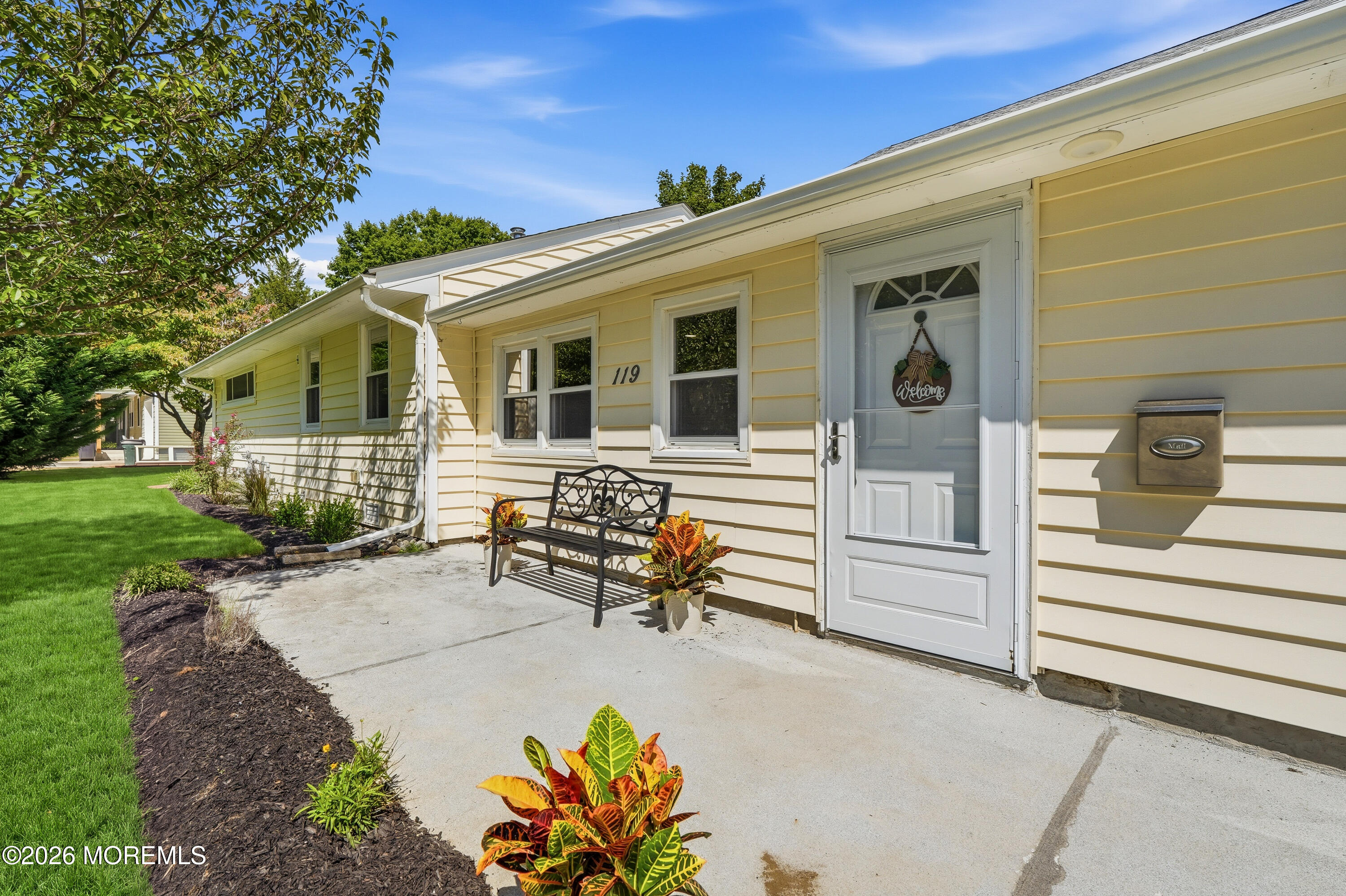119 Court Drive Shrewsbury Boro NJ 07702