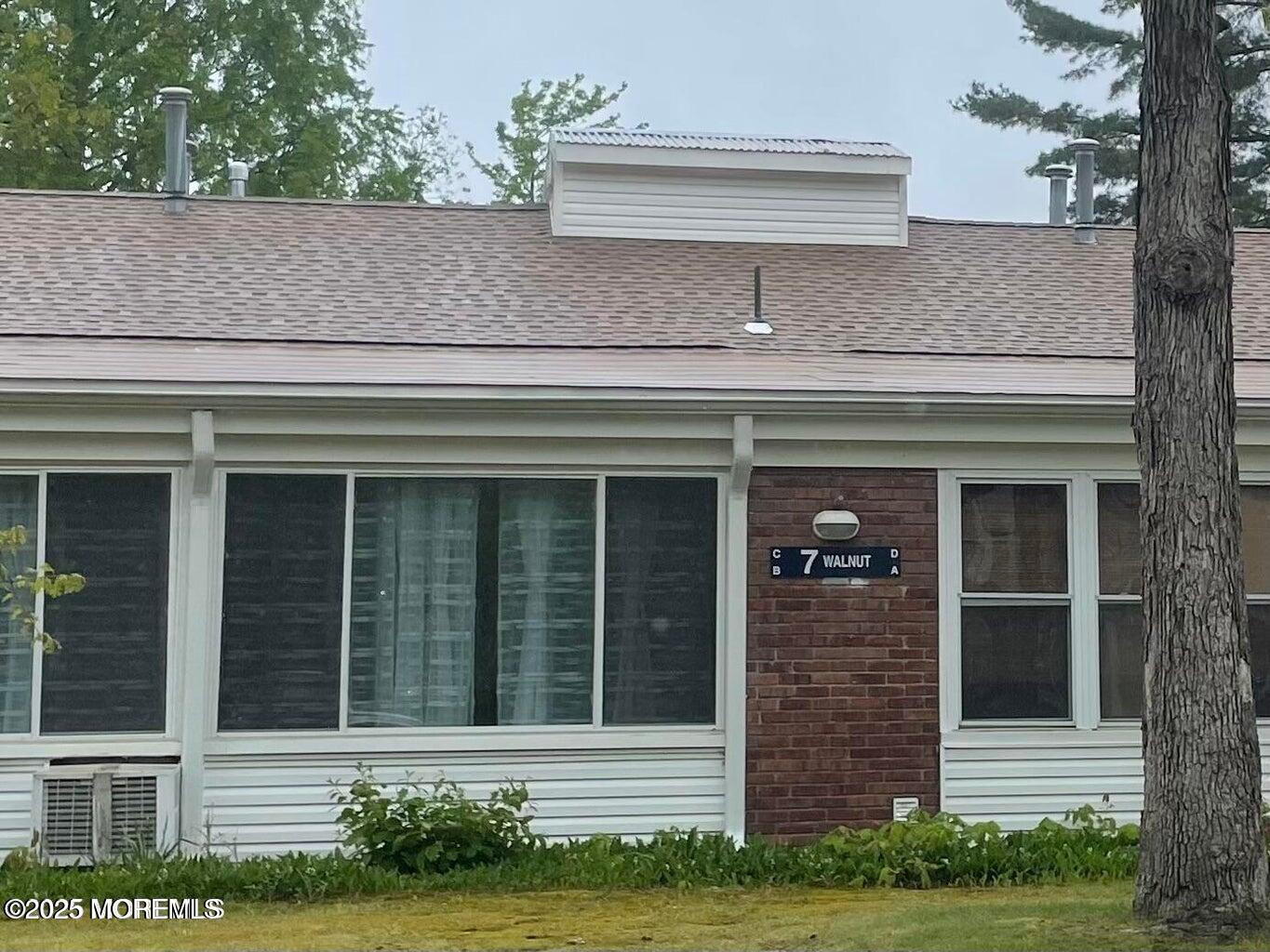 7 Walnut Street Toms River NJ 08757
