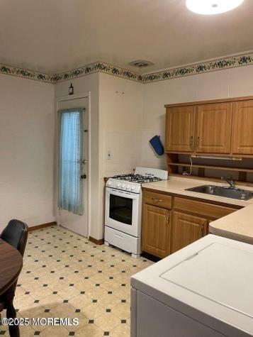 7 Walnut Street Toms River NJ 08757