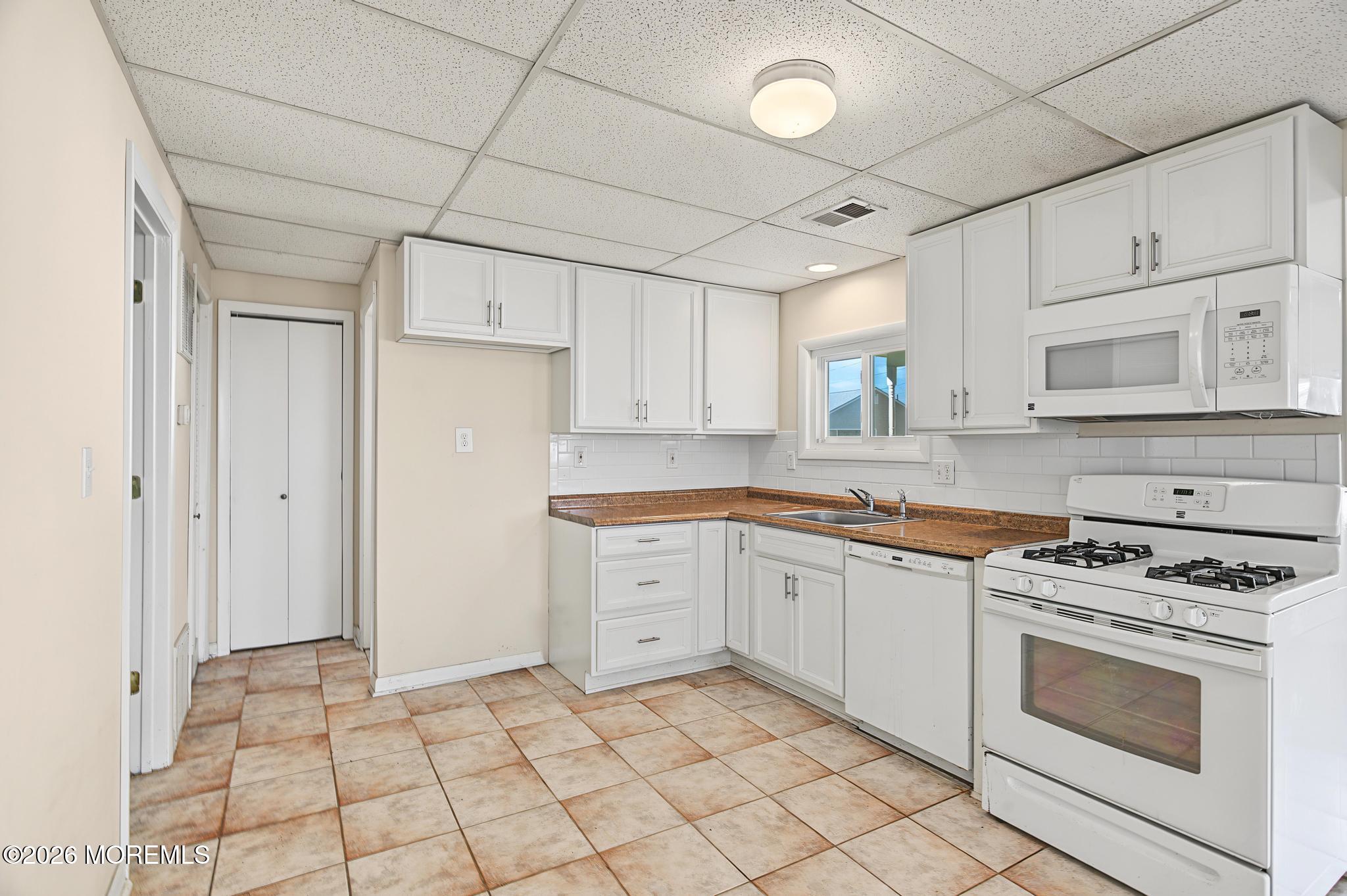 10 W Sail Drive Little Egg Harbor NJ 08087