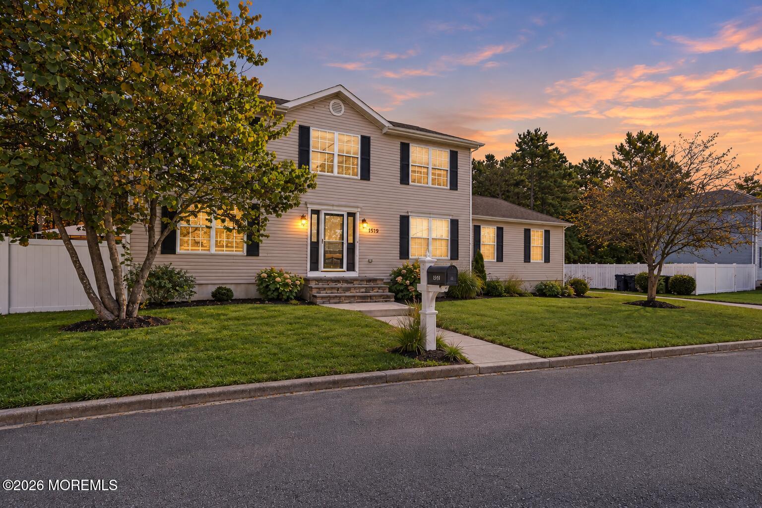 1519 Berkeley Avenue Beachwood NJ 08722