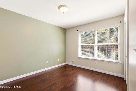 1519 Berkeley Avenue Beachwood NJ 08722