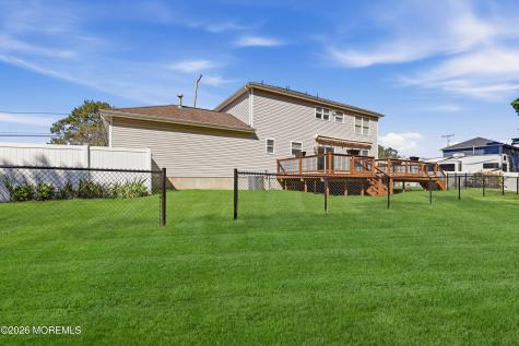 1519 Berkeley Avenue Beachwood NJ 08722