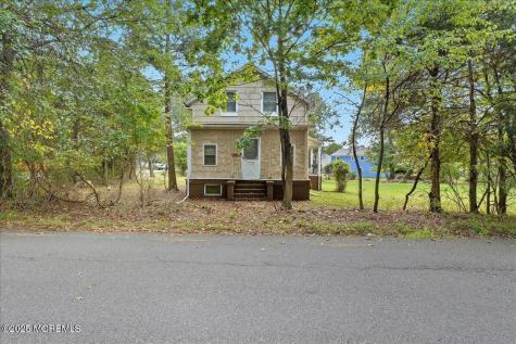 225 Irvington Avenue Franklin Twp NJ 08873