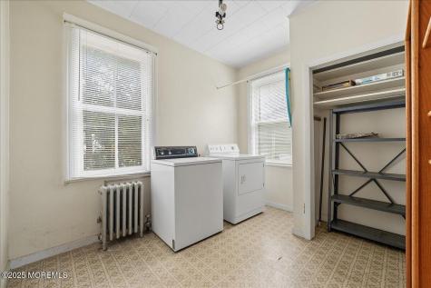 225 Irvington Avenue Franklin Twp NJ 08873