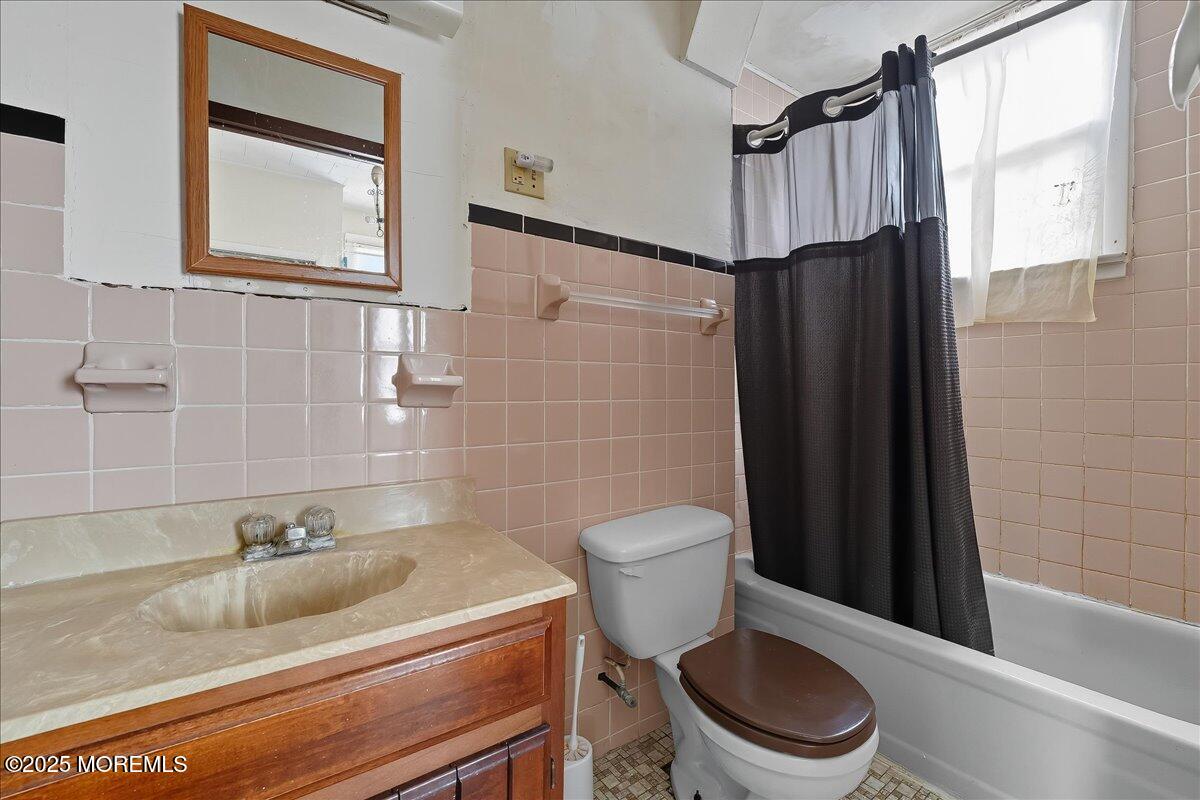 225 Irvington Avenue Franklin Twp NJ 08873