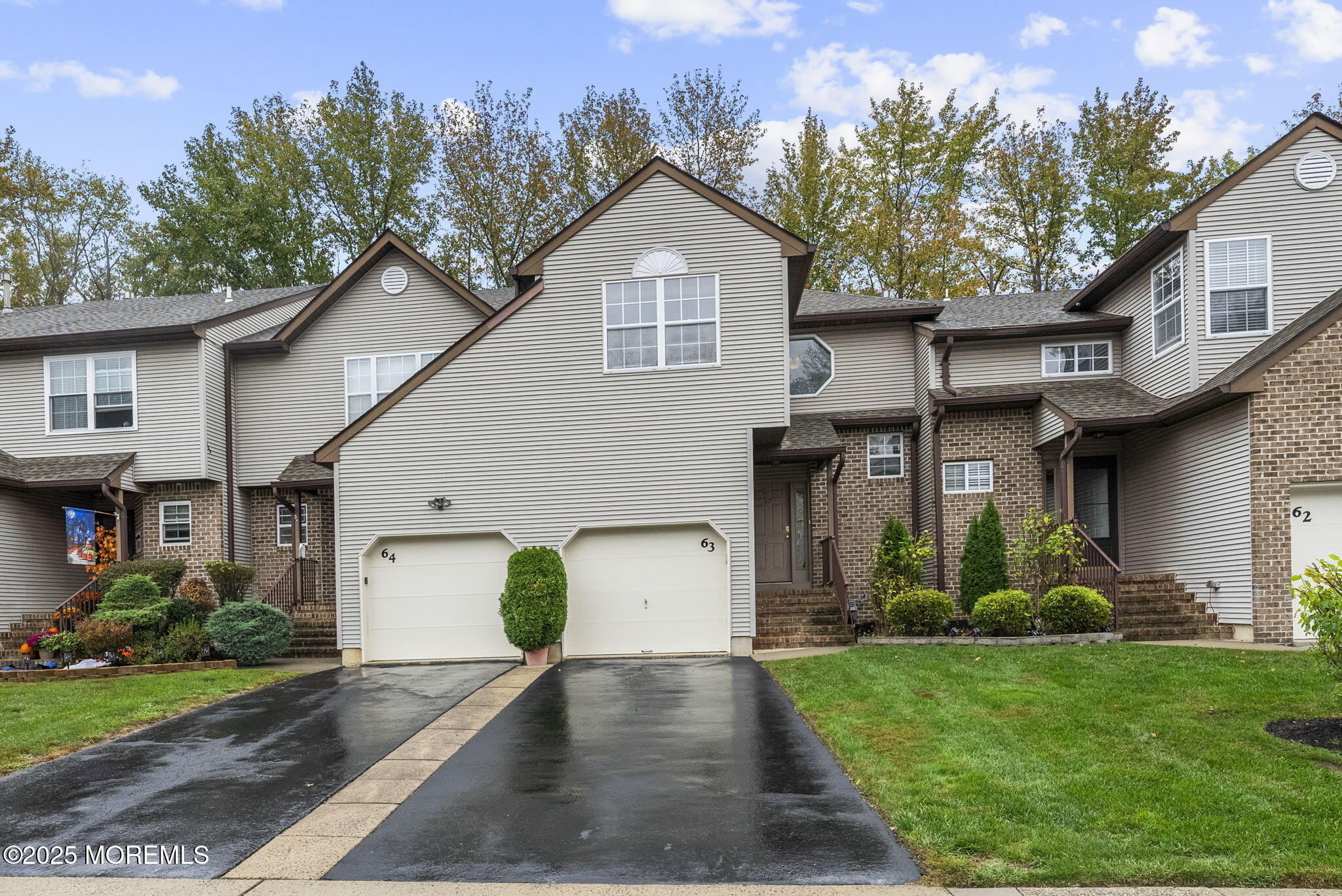 63 Atrium Way Manalapan NJ 07726