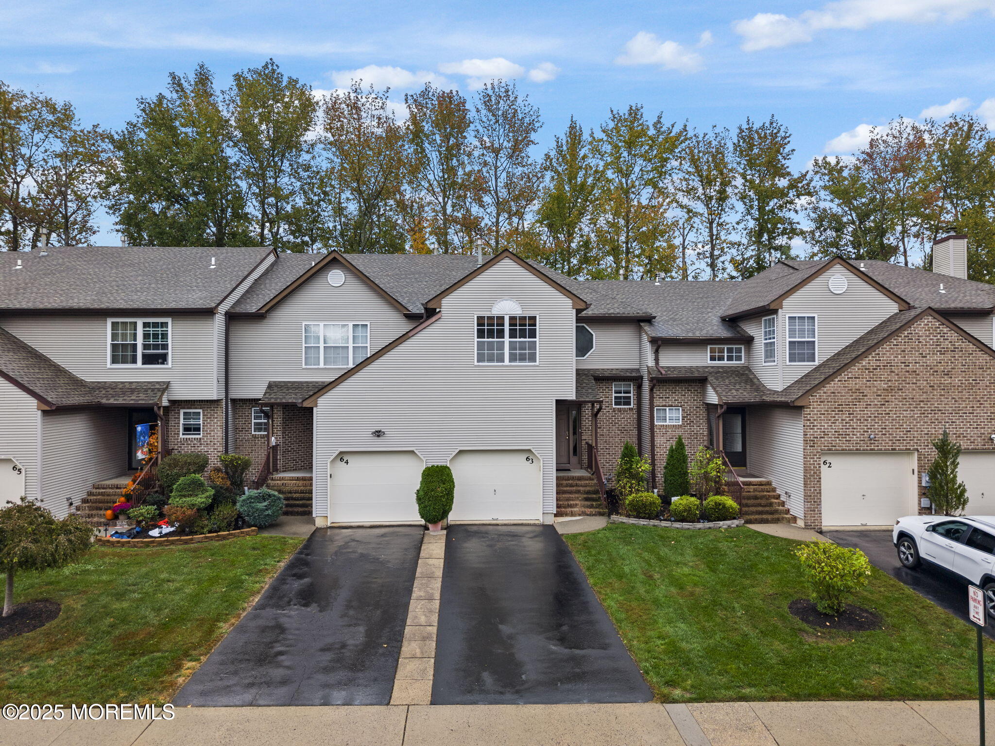 63 Atrium Way Manalapan NJ 07726