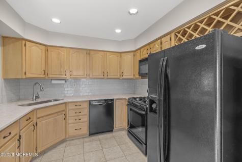 90 Caldwell Terrace Marlboro NJ 07746