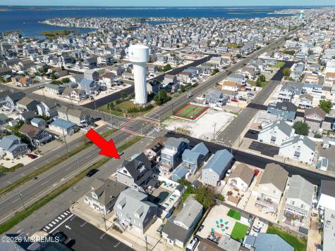 1902 Pennsylvania Avenue E Ortley Beach NJ 08751