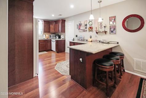 46 Morning Glory Lane Whiting NJ 08759