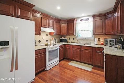 46 Morning Glory Lane Whiting NJ 08759