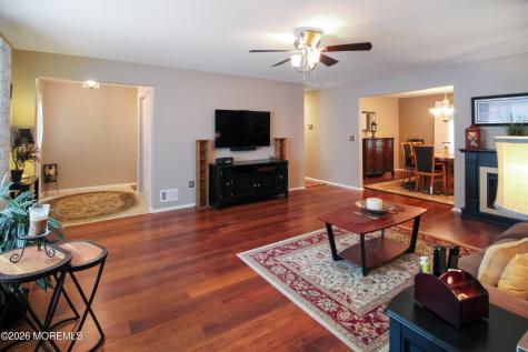 46 Morning Glory Lane Whiting NJ 08759