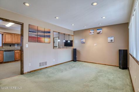 563 Indiero Road Jackson NJ 08527