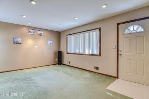 563 Indiero Road Jackson NJ 08527