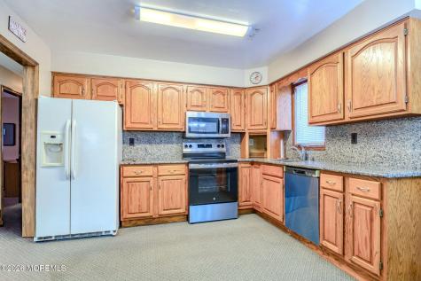 563 Indiero Road Jackson NJ 08527