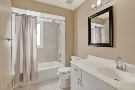 57 Jamestown Drive Eatontown NJ 07724
