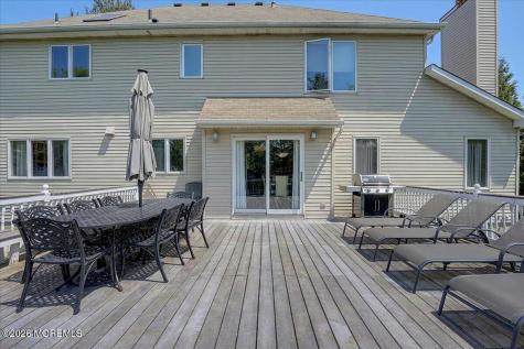 57 Jamestown Drive Eatontown NJ 07724