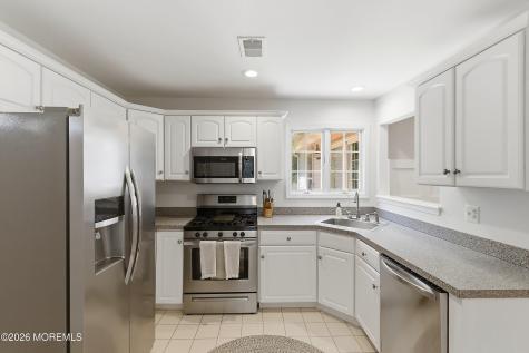 18 Carmen Place Red Bank NJ 07701