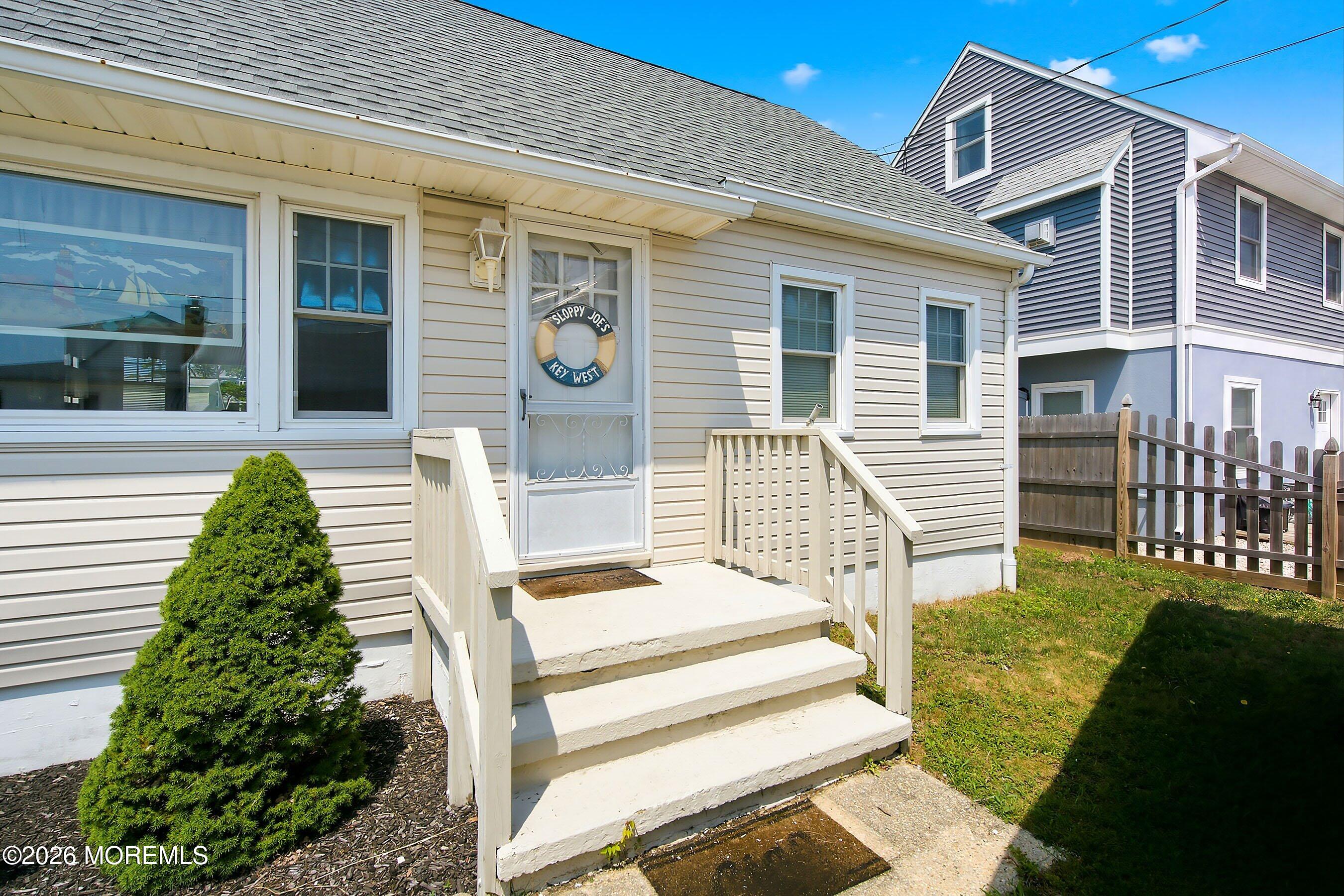 15 Joshua Drive Manahawkin NJ 08050