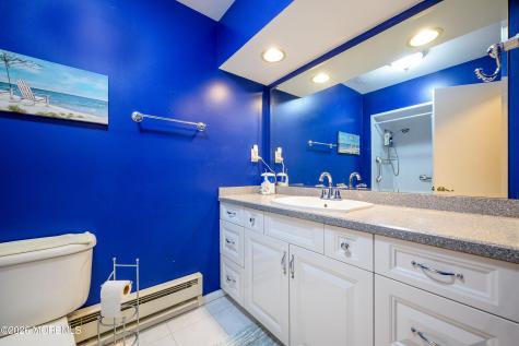 23 Meadow Green Circle Manalapan NJ 07726