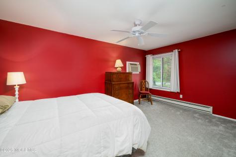 23 Meadow Green Circle Manalapan NJ 07726
