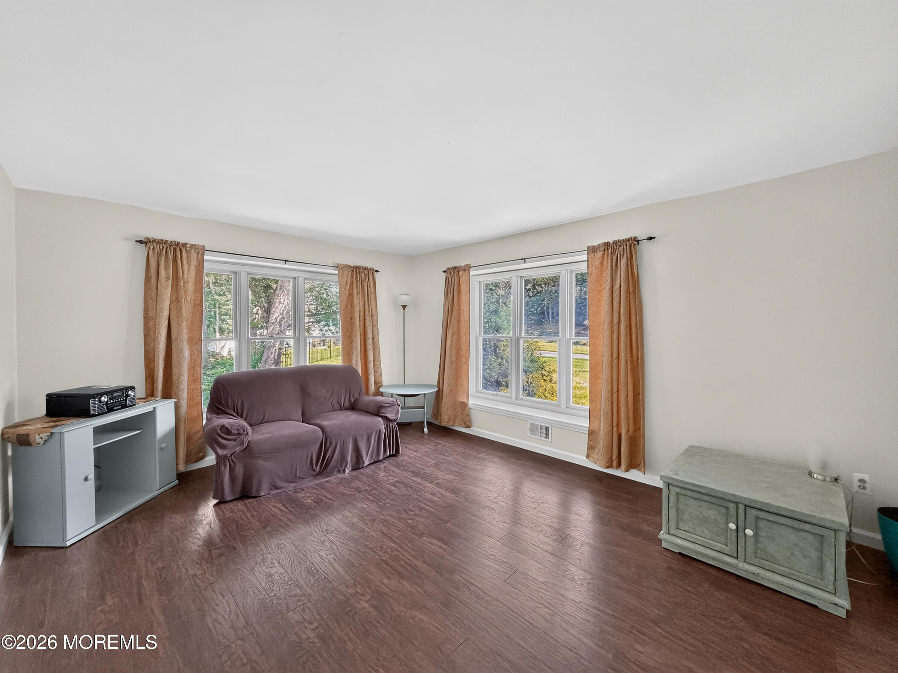 25 Rimwood Lane Howell NJ 07731