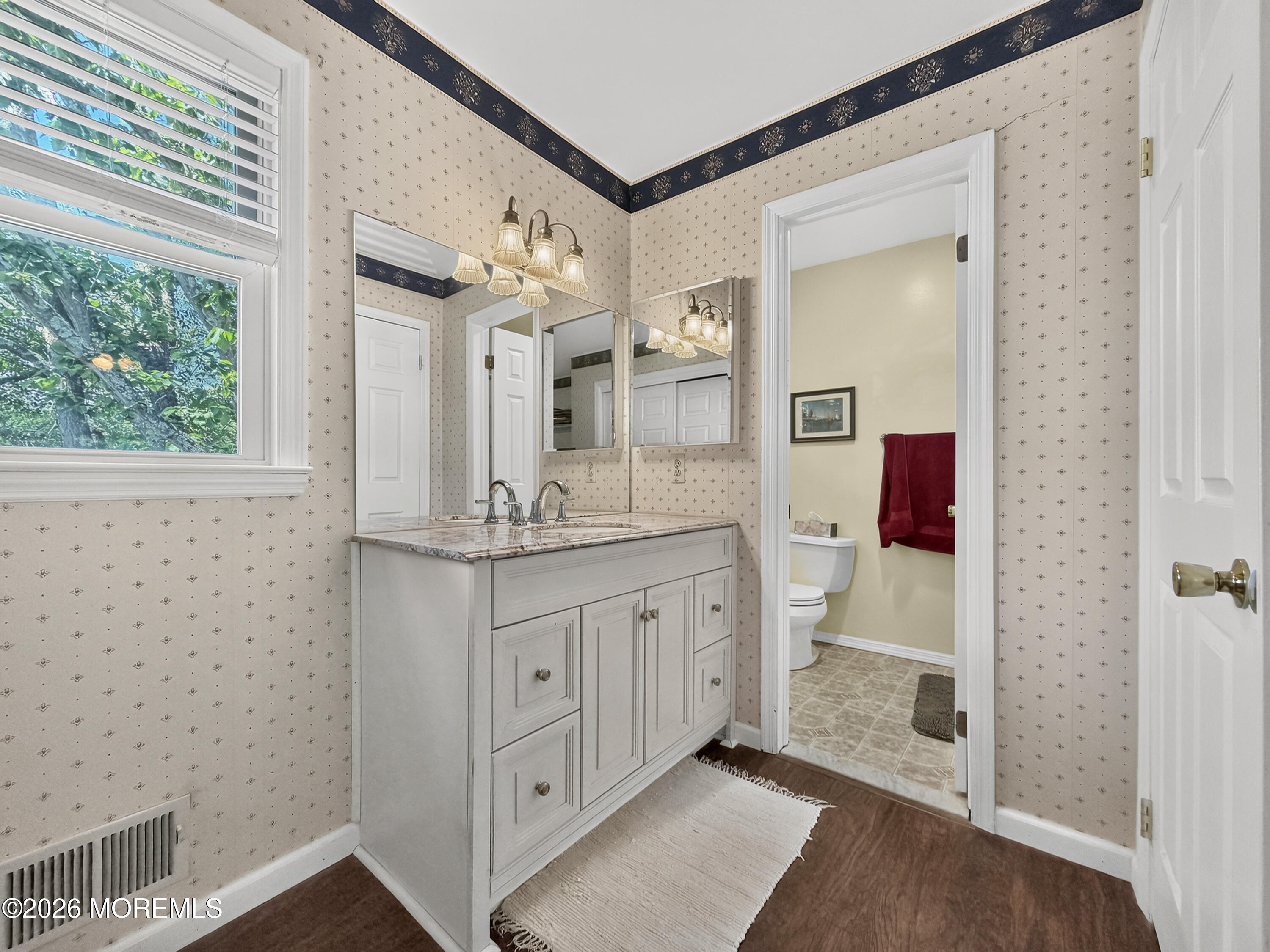25 Rimwood Lane Howell NJ 07731
